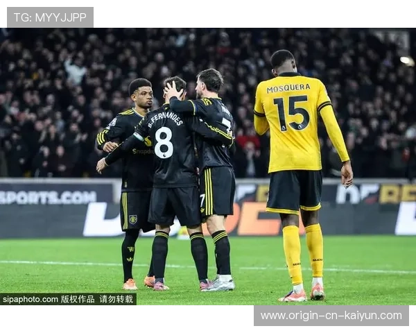 曼联4-1复仇狼队，B费双响助攻姆伯莫得分