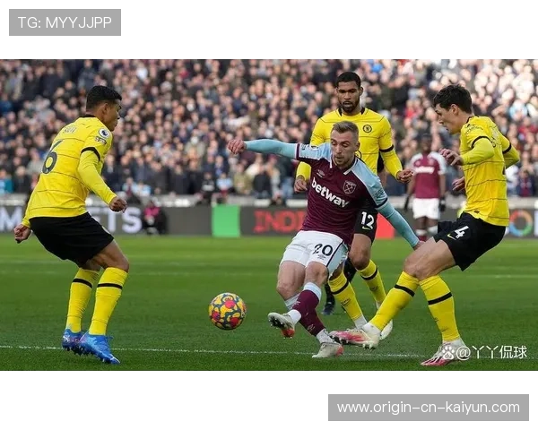 西汉姆联推进连续压缩对手控球空间